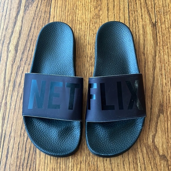 Other - ⚡️ NEW! FREE with any bundle! Netflix slides mens 7 - Womens 9 - adilette